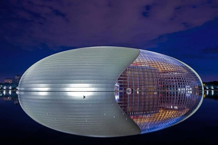 ساختمان THE NATIONAL CENTRE FOR THE PERFORMING ARTS