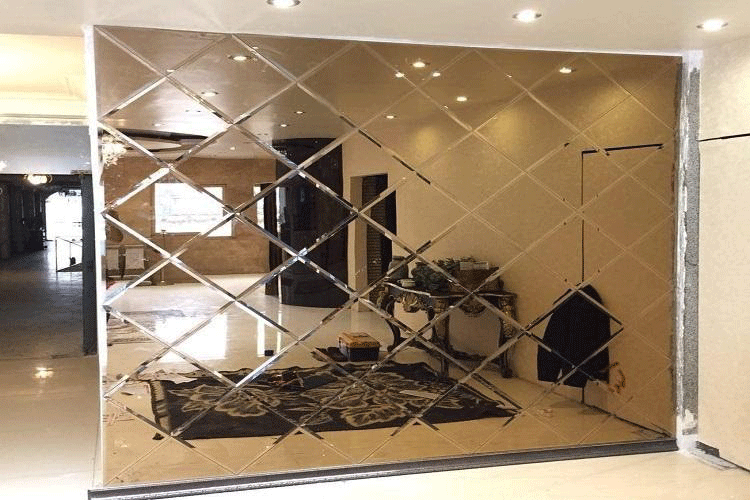 مزایای-آینه-کاری